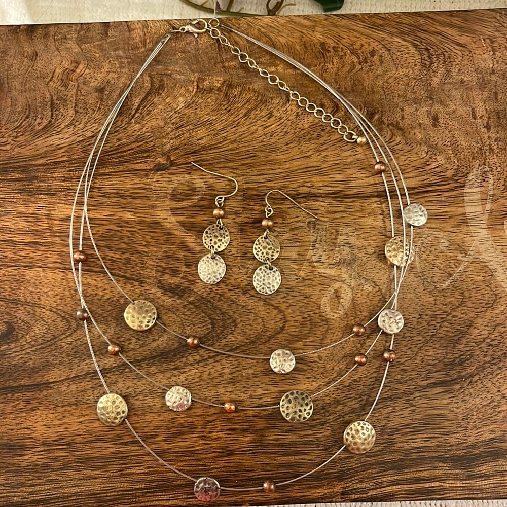 Vintage Ladies Necklace & Earrings Set